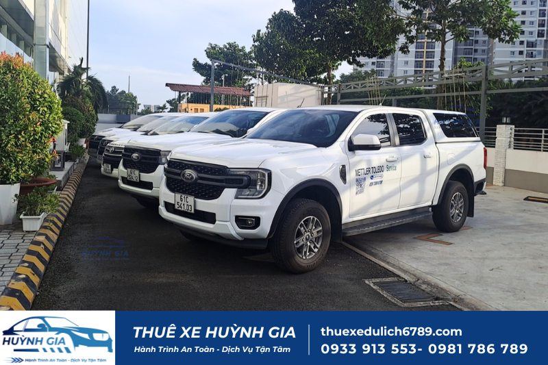 Giá thuê xe tất niên cuối năm